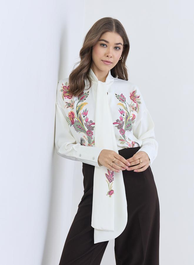 ستايلي بلوزة بقصة واسعة برباط عنق وطبعة زهور - Image 5